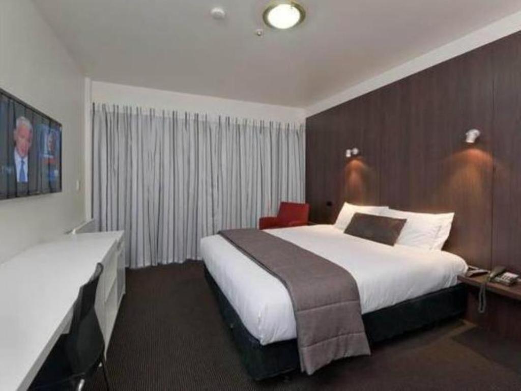 The Riccarton Hotel Christchurch Zewnętrze zdjęcie